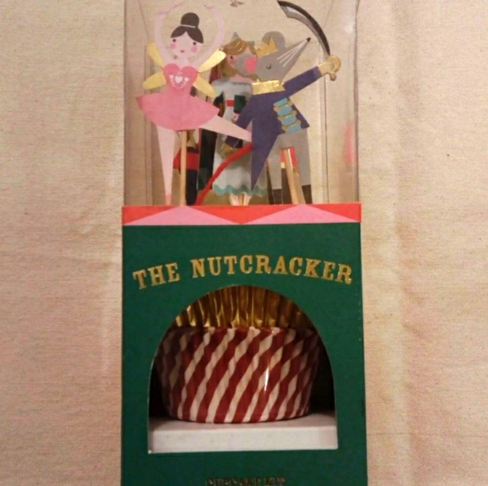 The Nutcracker Cupcake Kit